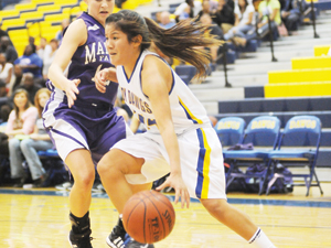 Howard’s hot hand helps Lady Dawgs edge Marble Falls in OT